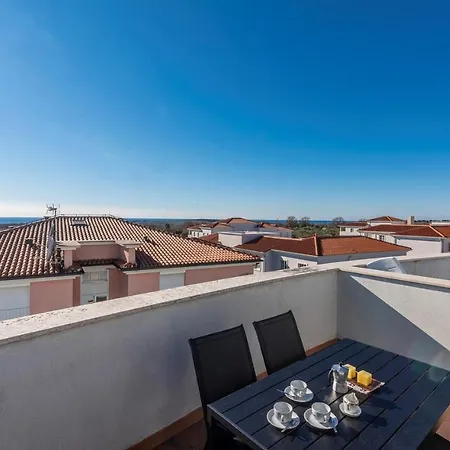 Apartment Giuliano With Sea View *