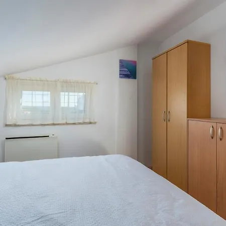 Giuliano With Sea View Apartment