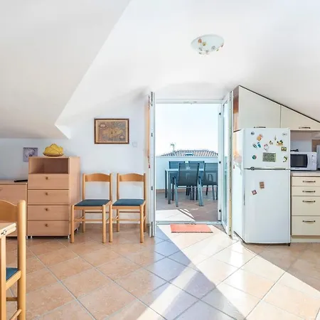 Apartment Giuliano With Sea View