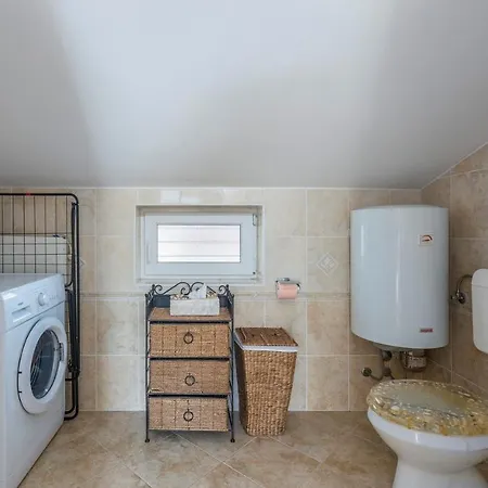 Giuliano With Sea View Apartment *
