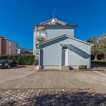 Giuliano With Sea View